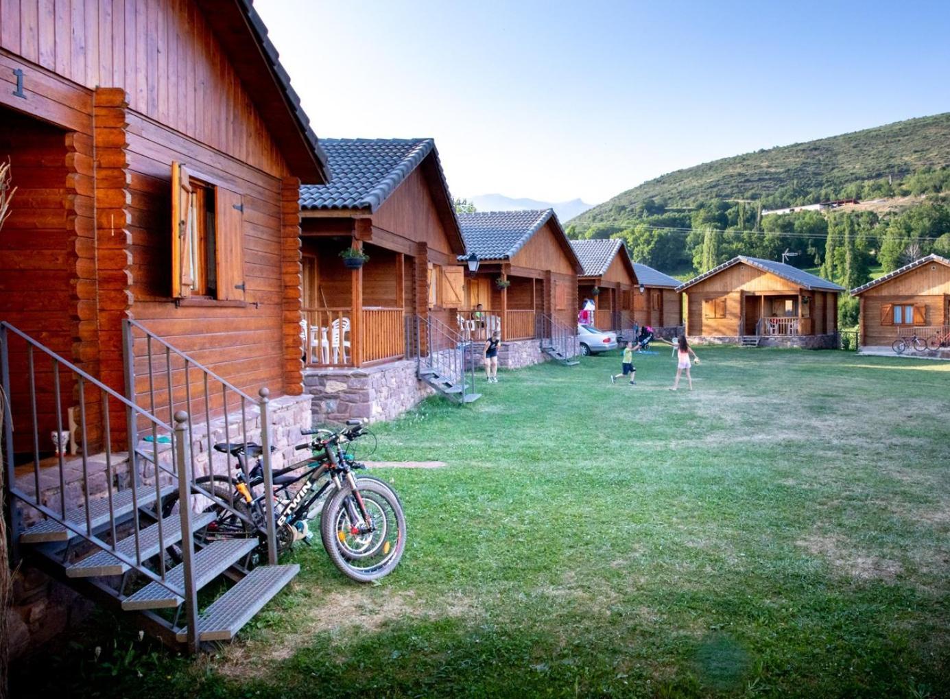 Bungalows Laspaules ภายนอก รูปภาพ
